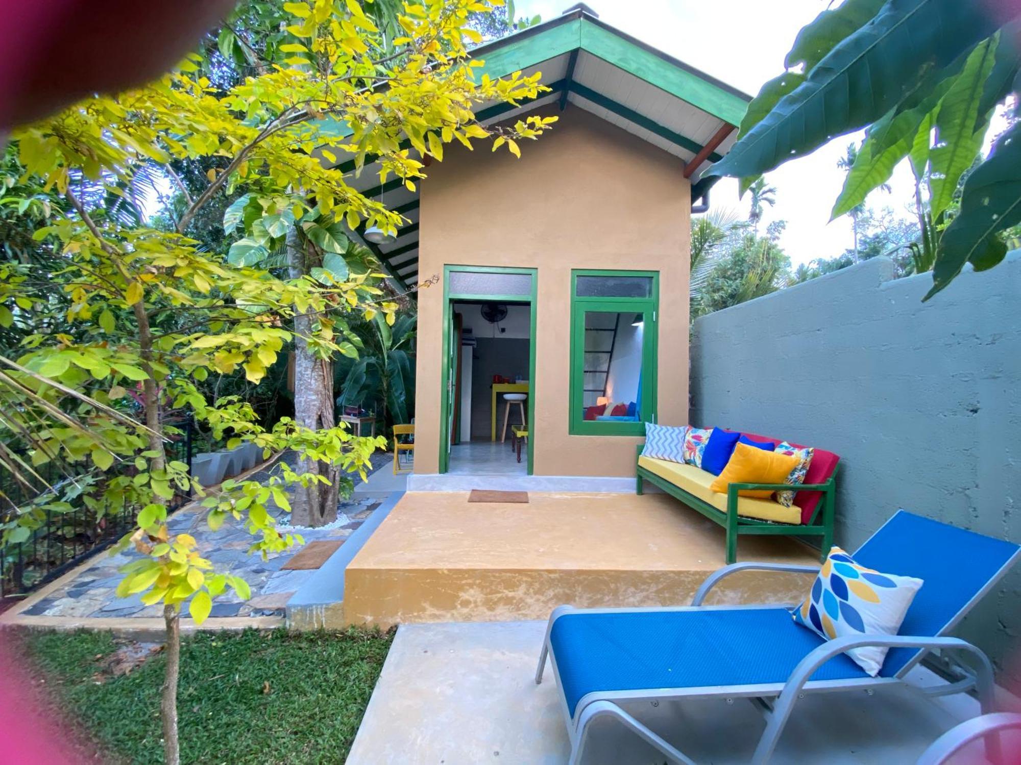 Randoni Villa Raddoluwa Exterior photo